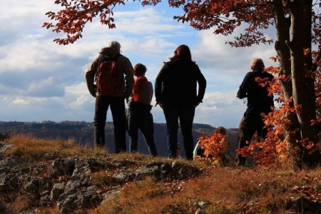 donaubergland_wandern_im_herbstbac3