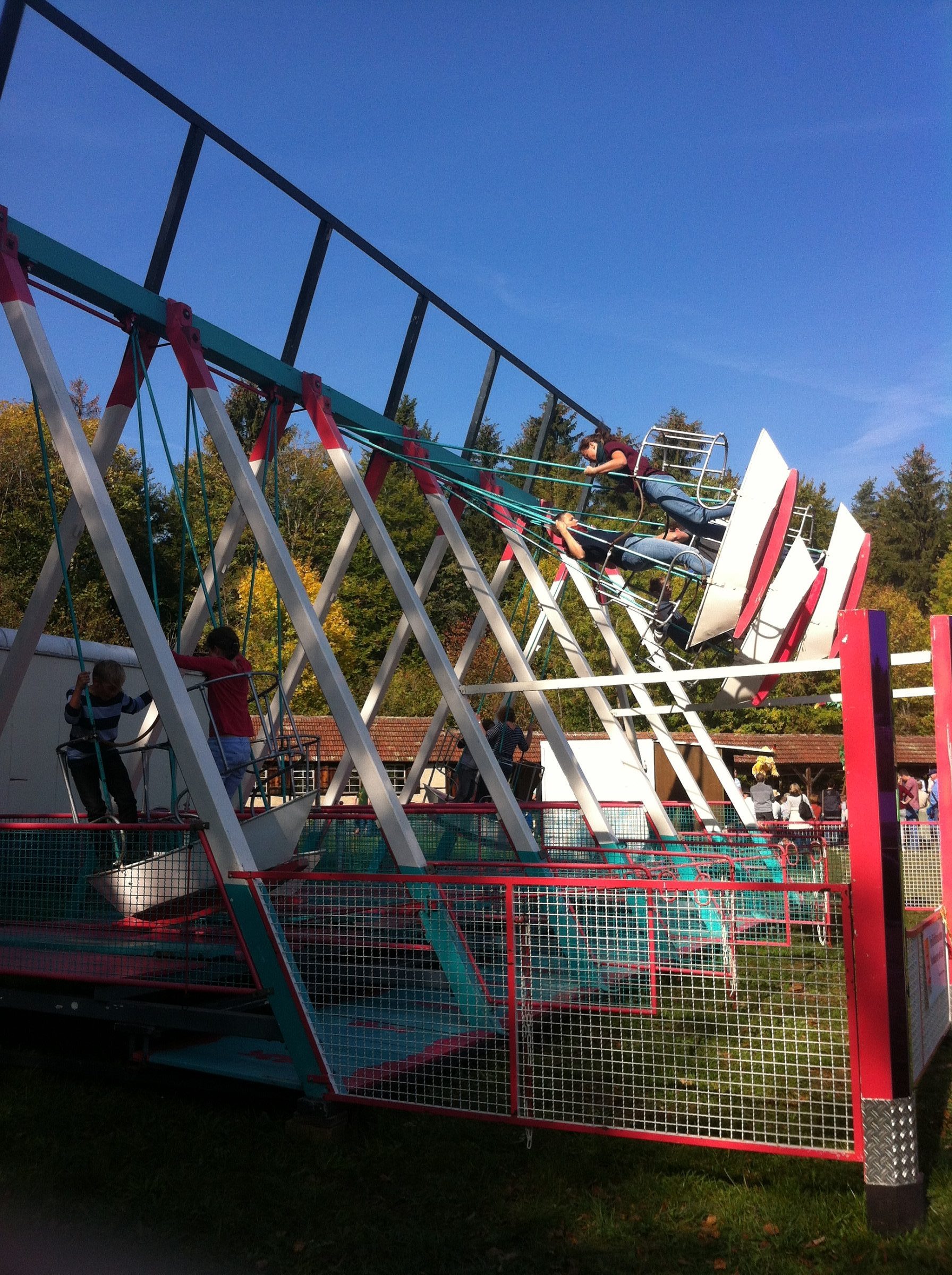 Kirbe im Museum_Schiffschaukel