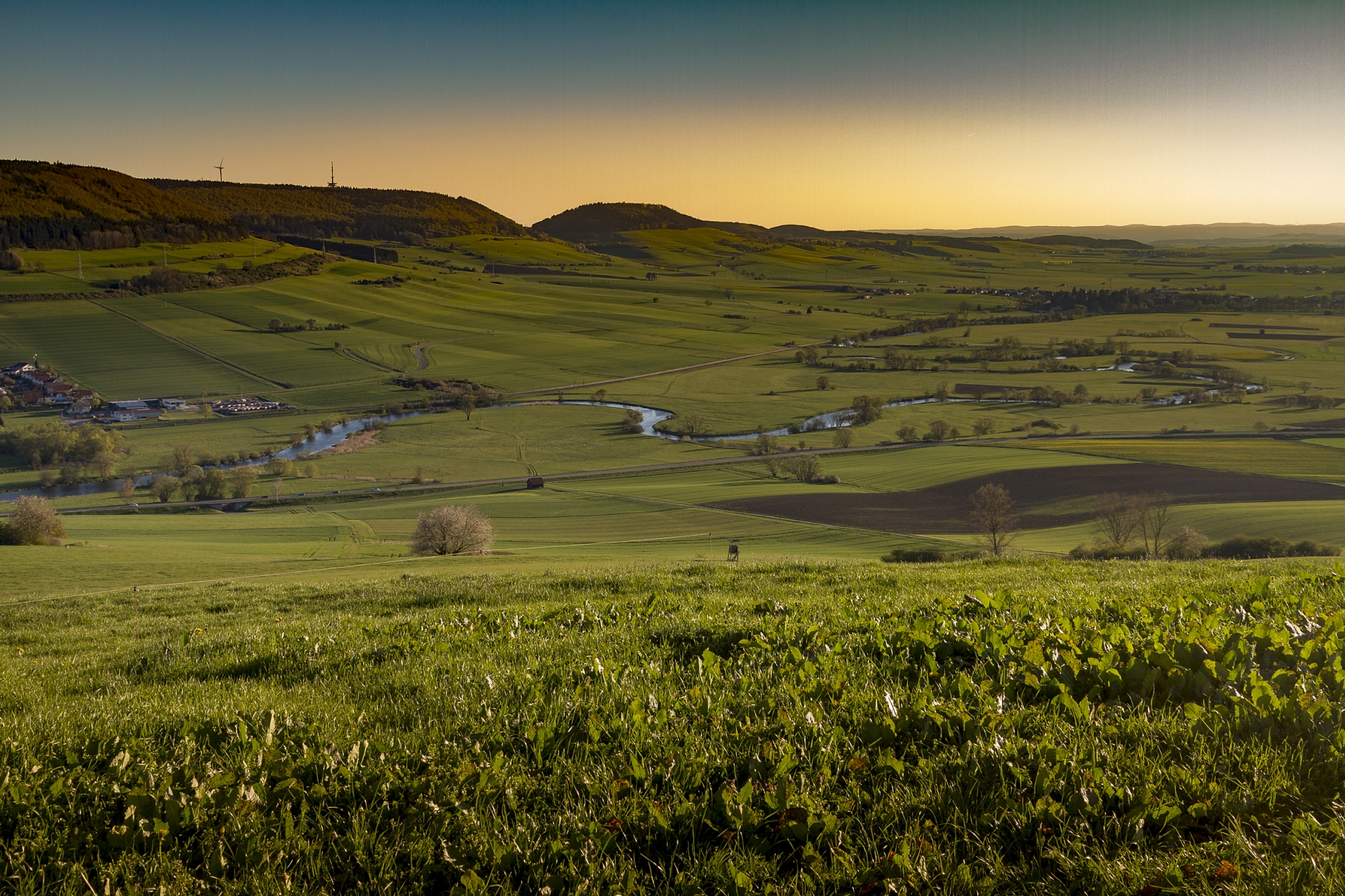 fhd_blick-auf-den-kuhberg_bildquelle-donaubergland-gmbh-stadt-geisingen-fotograf_bogdan-dziuk-jpg