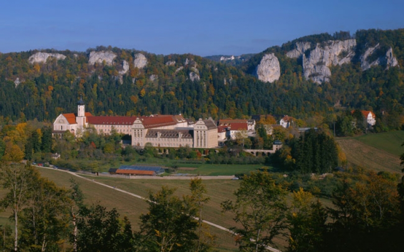 Das Kloster in Beuron im Donautal am Nachmittag